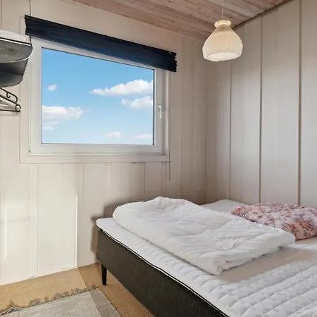 Holiday home Awesome In Harboore With Wifi *