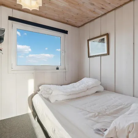 Holiday home Awesome In Harboore With Wifi