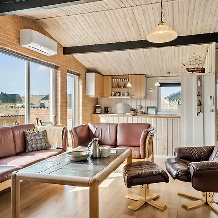 Tatil Evi Awesome In Harboore With Wifi Harboør
