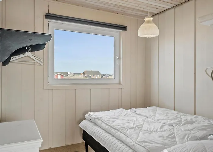 Casa vacanze Awesome In Harboore With Wifi